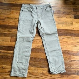 Levi 541 chinos